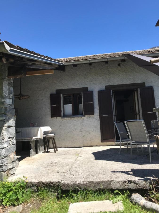 Casa Cantoni Lavizzara Luaran gambar
